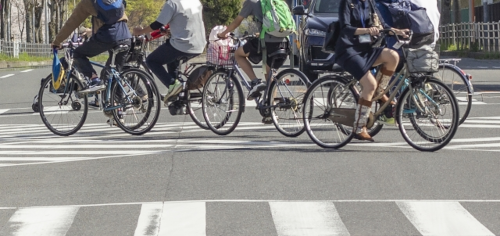 自転車であおり運転してませんか？実はこれも“あおり違反”です